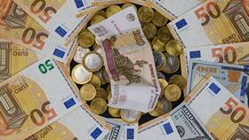 Как обменять наличные доллары на рубли в Орби